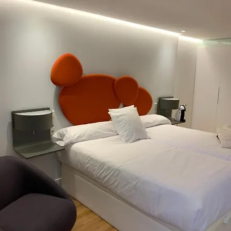 Lodge Espejo De Soledades Vigo de Sanabria