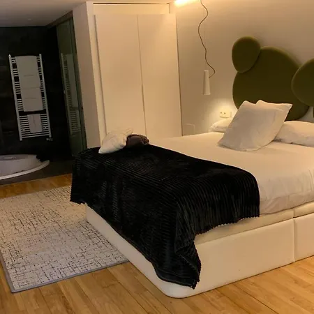 Espejo De Soledades Vigo de Sanabria