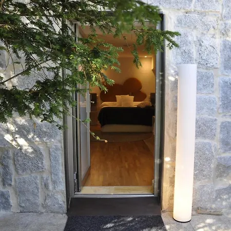 Lodge Espejo De Soledades