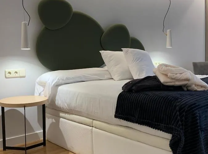 Lodge Espejo De Soledades