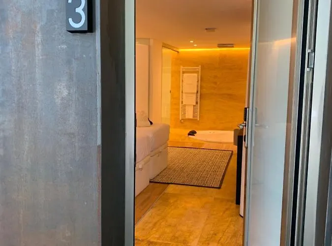 Espejo De Soledades 롯지 *