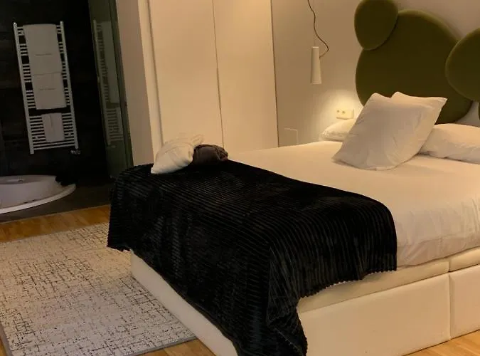 Espejo De Soledades Vigo de Sanabria