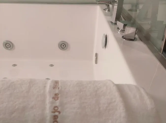 Espejo De Soledades *