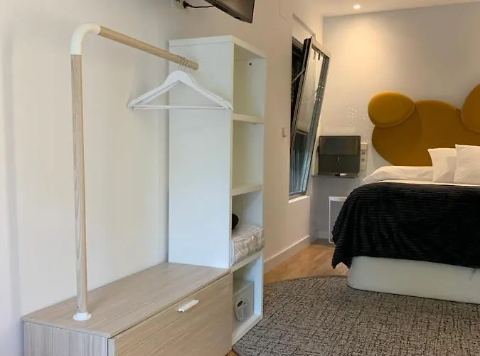 롯지 Espejo De Soledades