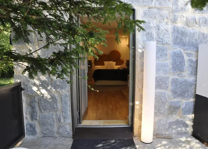 Lodge Espejo De Soledades