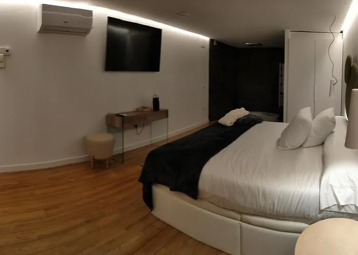 Espejo De Soledades 롯지 Vigo de Sanabria